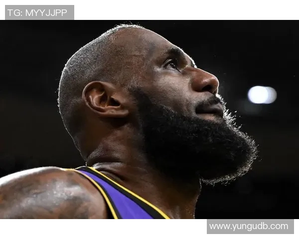 詹姆斯的传奇之路：从高中篮球天才到NBA历史巨星的成长历程